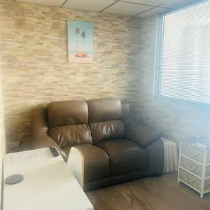  Appartement Stunning Location! 15m To Beach